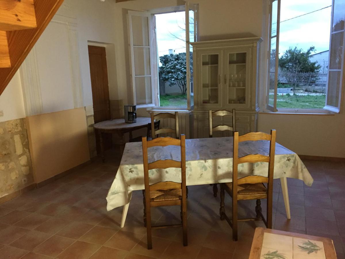Superbe Gite A La Campagne Dans Le Bordelais Saint-Vivien-de-Blaye Eksteriør bilde